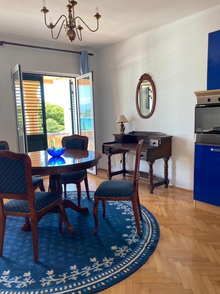 Apartments Grifone Lux แฮร์เซ็ก-โนวี ภายนอก รูปภาพ