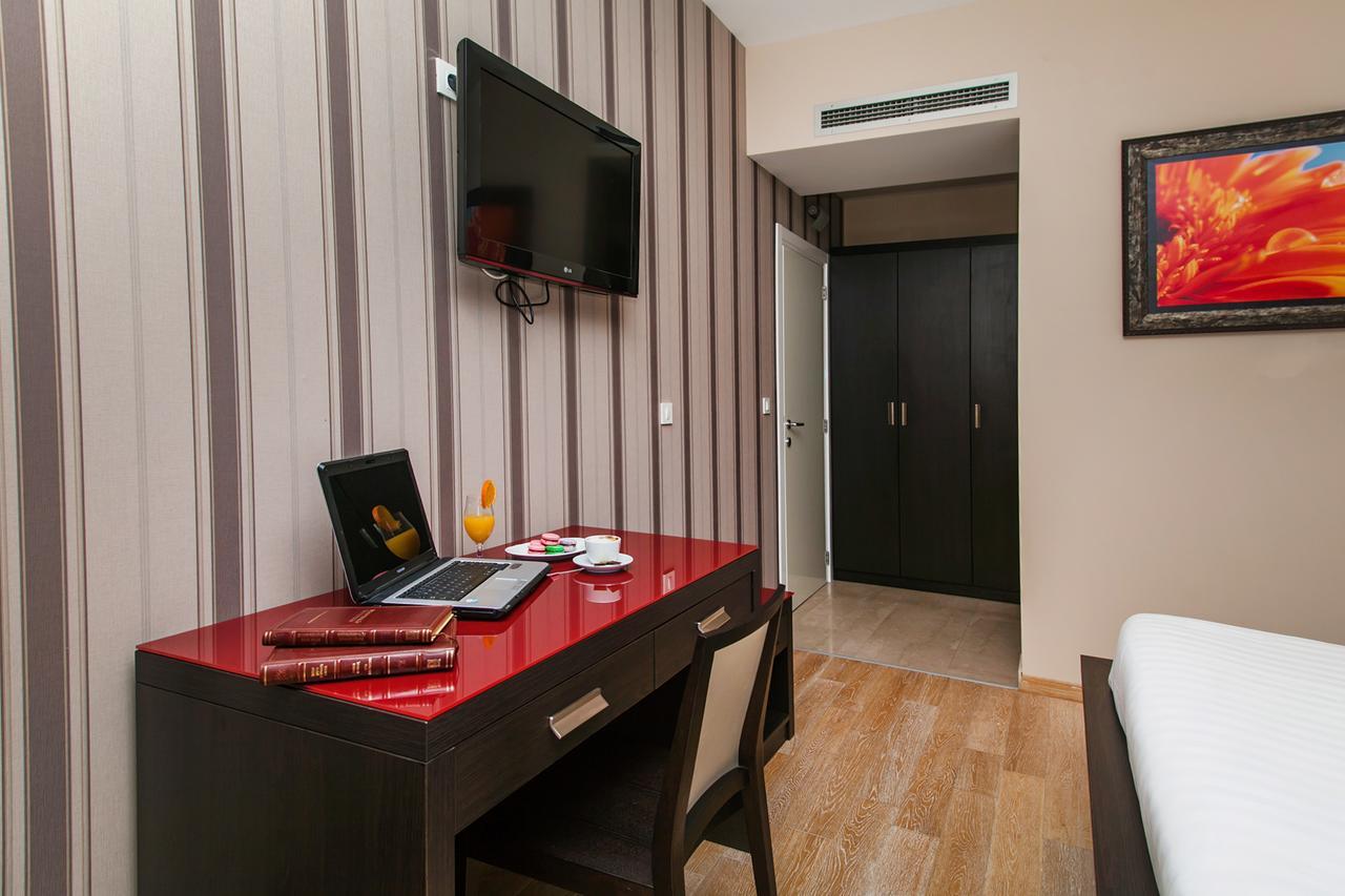 Apartments Grifone Lux แฮร์เซ็ก-โนวี ภายนอก รูปภาพ