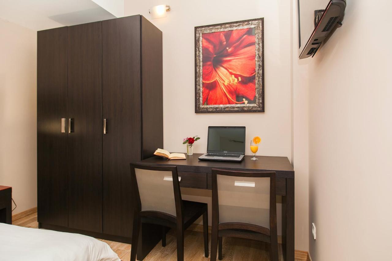 Apartments Grifone Lux แฮร์เซ็ก-โนวี ภายนอก รูปภาพ